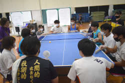 兵庫大学での障害スポーツ体験授業の様子 兵庫大学での障害スポーツ体験授業の様子