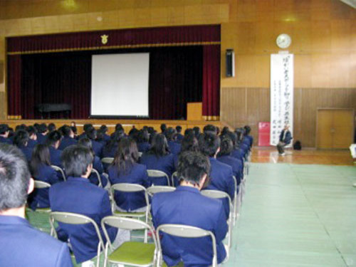 講演と実践「障がい者スポーツを知り、学び、共生社会をめざす」