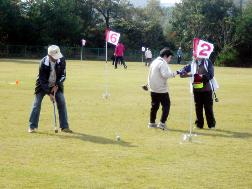 2012ふれあいスポーツ交流館秋季地域交流グラウンドゴルフ大会